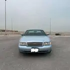 كراون فكتوريا 2001