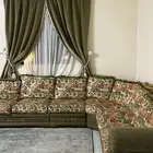 كنب وفراش ارضي واثنين ستاير