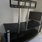 طاولة تلفزيون للبيع