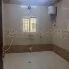 فرصه للايجار شقة بحي الرمال عوائل 3 غرف وصاله