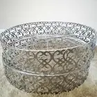 شياله ماء وكاسات مستخدمه