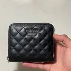 محفظة من ماركة guess أصلية