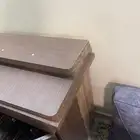 طاولة جانبية