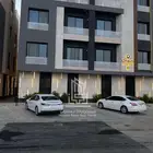 شقة أرضية فاخرة مع إرتداد خاص للبيع