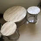 طاوله مع طاولتين خدمه رخام