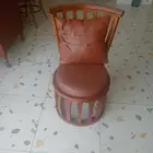 كراسي وطاولات