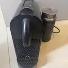 اله كافي اسبرسو مع اله تسخين الحليب لعمل كابتشينو