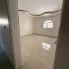 شقة للإيجار   4 غرف (عوائل فقط) داخل فيلا   ليست عمارة