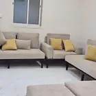 كنب نظيف مخزن جديد مع خشب اصلي