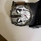 ساعة ماركة ديزل