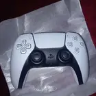 يد بلاستيشن