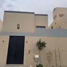 للإيجار فيلا 3 أدوار في الرياض حي النرجس   عرض رقم H880