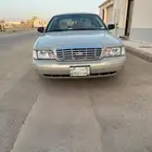 فورد فكتوريا 2010