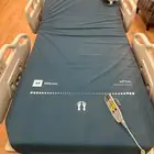 سرير طبي متحرك