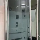 مروش مع حمام بخار رأسي