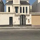 فيلا فاخرة في الخبر حي الشراع