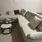 غرفة نوم وكنب ومطبخ للبيع