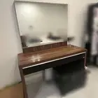 سرير وتسريحه و ولاليب
