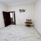 شقه ثلاث غرف بحي الريان عوائل شامل الماء والغاز