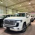 لاندكروزر ( GXR 4 ) موديل 2025 بنزين - 284500 بطاقه