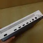 Xbox 1 s مساحته واحد تيرا شغال نضيف