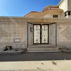 فيلا سكنية فاخرة للبيع بحي الريان