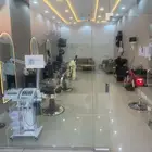 محل حلاقه للبيع كامل اغراضه
