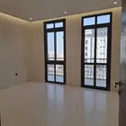 فرصة شقة 4غرف مطلة على ممشى حديقة