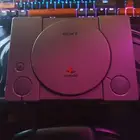 سوني 1 نضيف وشغال اكويس بدون ملحقاته مع شريط playstation 2