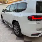 للبيع تويوتا لاندكروزر 2024