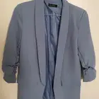 جاكيت ( السعر اللي تقدري عليه )