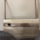 باب للاندكروزر 2007 خلف الراكب نظيف