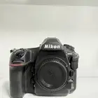 كاميرا Nikon و4 عدسات