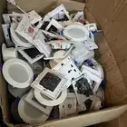 مجموعة كبيرة أفياش كهرباء ومفاتيح مكيف جديد