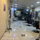 صالون حلاقه للبيع حي طيبه