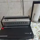 مكينة ثقب ورق