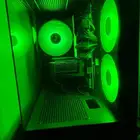 للبيع pc rtx4060 استخدام اقل من سنة نظيف
