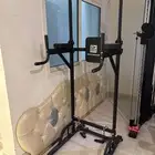 جهاز عقلة وتمرين بطن وتمرين توازي