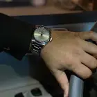 ساعة تيدور من وكيلها العطار