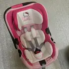 كرسي سيارة للبنات