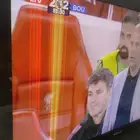 قاعدة سوني TVموديل بالكرتون للبيع  ريموت كنترول .