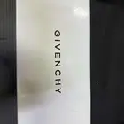 شماغ جفنشي للبيع - Givenchy