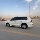 لاندكروزر 2017