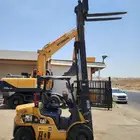 رافعه كتربلر 3طن موديل 2012 معرض رواد المعدات