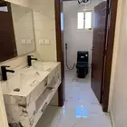 شقة للايجار حي الزمرد قريبة من مطعم البيك