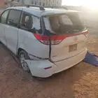 تويوتا بريفيا 2014 للبيع مصدومه