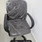 مكاتب وكراسي للبيع المستعجل