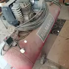 للبيع كمبريسور هواء ايطالي