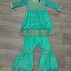 طقم بنات باكستاني فخم مقاس 4-5 سنين