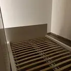 سرير من ايكيا